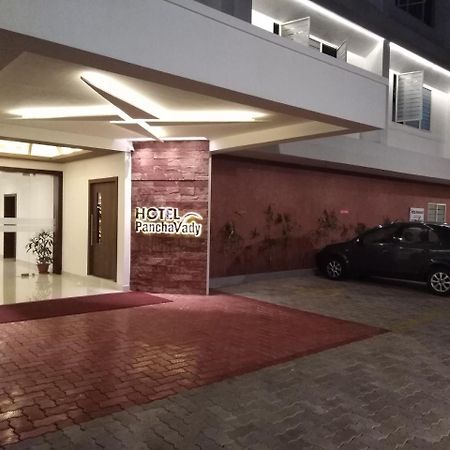 Hotel Panchavady Tiruvalla Exterior photo