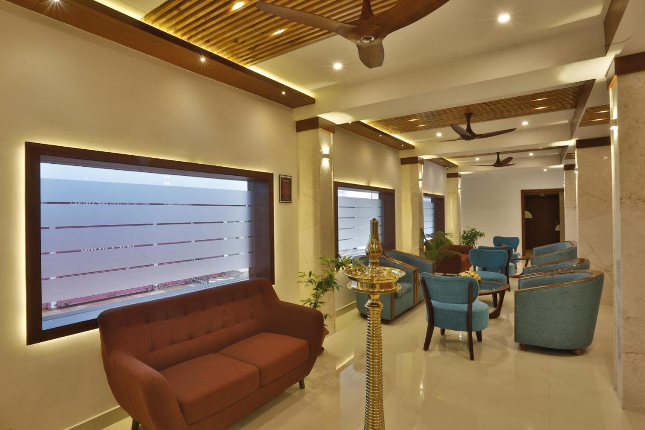 Hotel Panchavady Tiruvalla Exterior photo